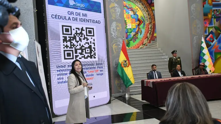 Brindan explicaciones sobre la aplicaci&oacute;n nueva para llevar el carnet en forma digitial. APG