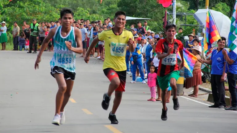 Una muestra de atletismo en Villa Tunari./ RRSS