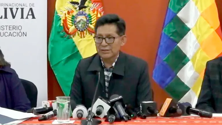 El ministro de Educación, Edgar Pary, en rueda de prensa./ MINISTERIO DE EDUCACIÓN