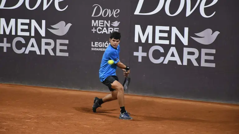 El tenista boliviano Juan Carlos Prado, en un torneo pasado. BOLIVIA OPEN