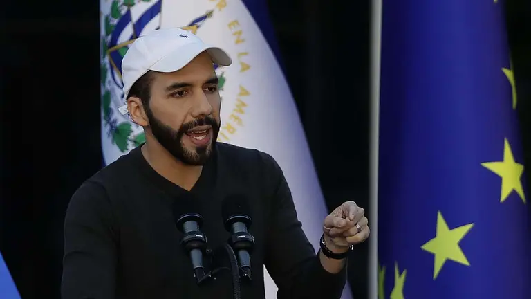 Fotograf&iacute;a de archivo en la que se registr&oacute; al presidente de El Salvador, Nayib Bukele, en Mejicanos (El Salvador)./ EFE