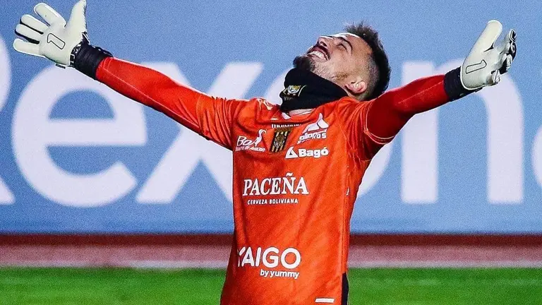 Guillermo Viscarra guardameta de The Strongest. Deportes-El Diario.