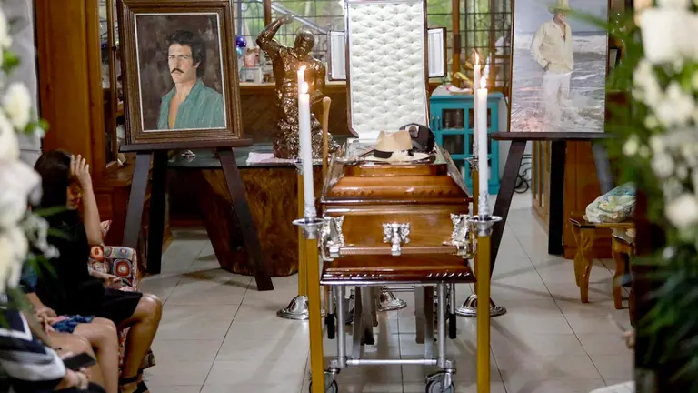 El cuerpo del actor Andrés García es velado hoy en su casa al poniente del puerto del puerto de Acapulco, en el estado de Guerrero (México). EFE