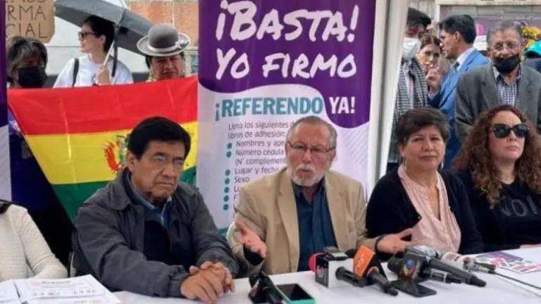 Juristas independientes que promueven la reforma judicial. OX&Iacute;GENO.BO