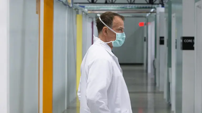 Uno de los m&eacute;dicos que realiz&oacute; la investigaci&oacute;n./ EFE