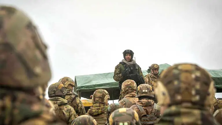 Militares controlar&aacute;n las fronteras para evitar contrabando de combustibles./ ABI