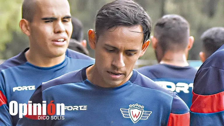 Rodrigo Vargas, durante una pr&aacute;ctica roja en Alalay./ DICO SOL&Iacute;S