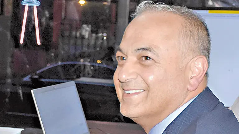 Fernando Costa, presidente de la Federaci&oacute;n Boliviana de F&uacute;tbol (FBF)./ APG