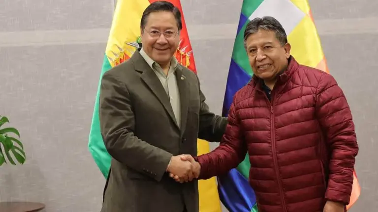 El presidente Luis Arce, junto al vicepresidente David Choquehuanca. FACEBOOK LUCHO ARCE
