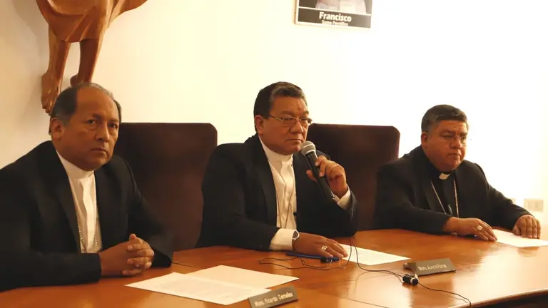 Obispos bolivianos se pronuncian sobre la nueva malla curricular. APG