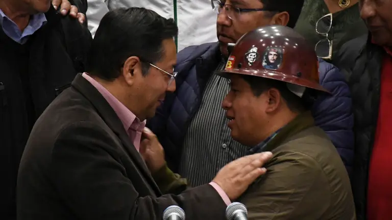 El presidente Luis Arce y el ejecutivo de la COB./ APG