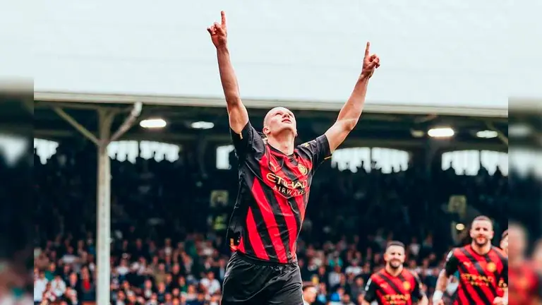 Erling Haaland festeja su gol 50 con el Citizen en lo que va de la temporada. INSTAGRAM MANCITY