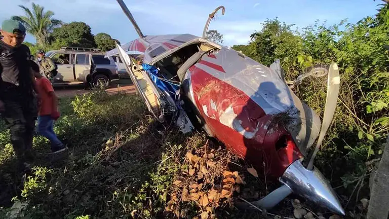 La nave que se estrell&oacute; en San Ignacio de Velasco. R&Uacute;A