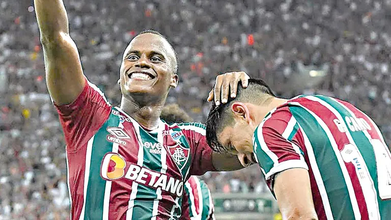 Arias (i) y Cano (d) celebran una conquista del Flu sobre el Millo./ INSTAGRAM FLUMINENSE