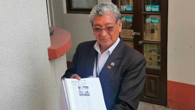 El supuesto sacerdote Jos&eacute; Luis Funes al momento de realizar la denuncia. Melissa Revollo