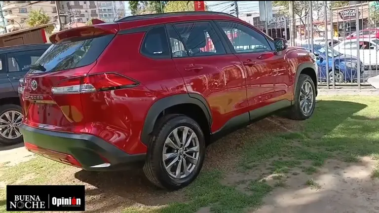 El Corolla Cross que se promociona para el D&iacute;a de la Madre./ CAPTURA DE VIDEO