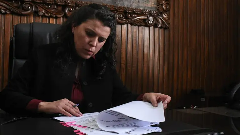 La concejala Daniela Cabrera en el despacho de Presidencia del Concejo, el 16 de mayo. DICO SOL&Iacute;S