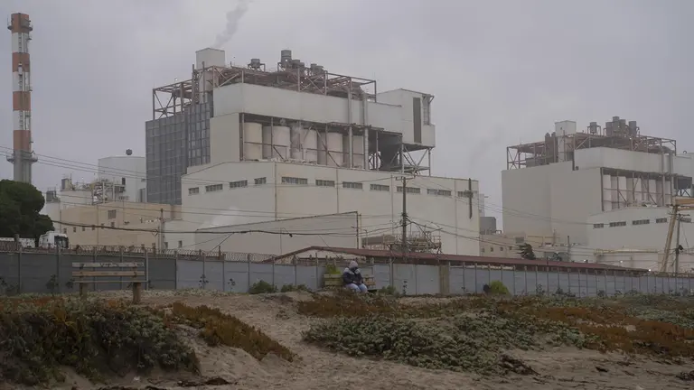 Fotograf&iacute;a del complejo industrial ubicado en la bah&iacute;a de Quintero-Puchuncav&iacute;, el 25 de mayo de 2023, en Quintero (Chile)./ EFE