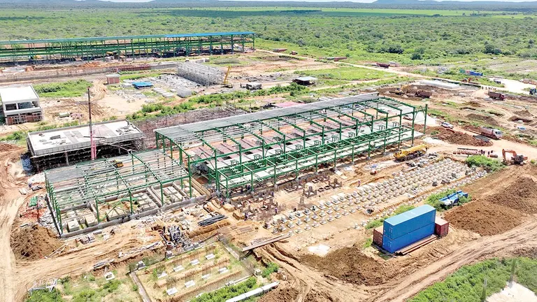 La construcci&oacute;n de la Planta Sider&uacute;rgica de El Mut&uacute;n en Puerto Su&aacute;rez. ESM