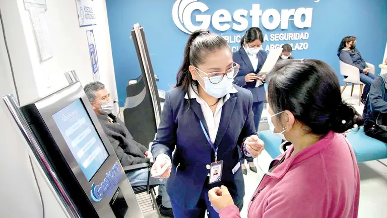 La Gestora P&uacute;blica pagar&aacute; las rentas a los jubilados mediante el sistema financiero./ ABI