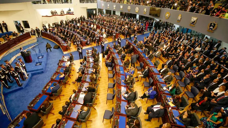 Vista general de la sesión del Congreso en la que el presidente de El Salvador, Nayib Bukele, hizo un balance de su cuarto año de Gobierno, en San Salvador (El Salvador)./ EFE
