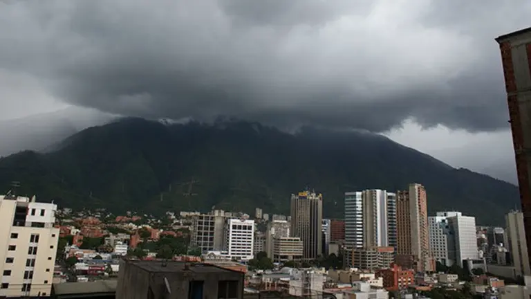 Una vista panor&aacute;mica de una jornada nubosa en Cochabamba./ABI
