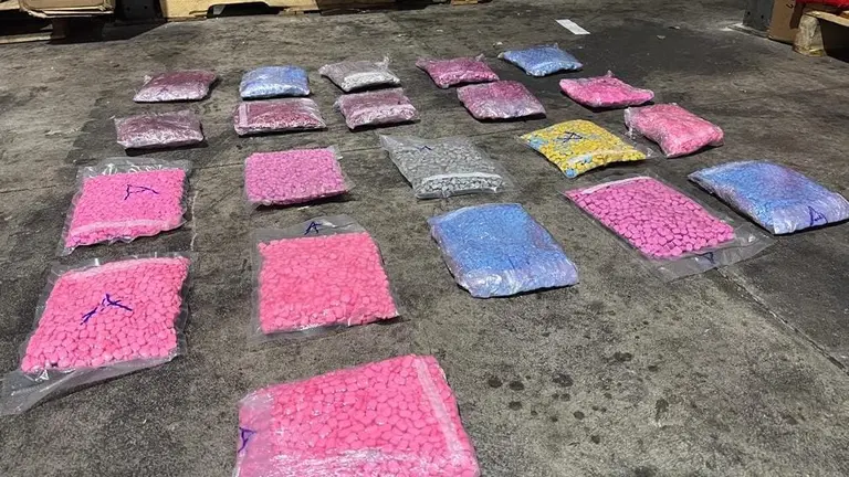 Pastillas de droga sint&eacute;tica incautadas por la FELCN. URGENTE