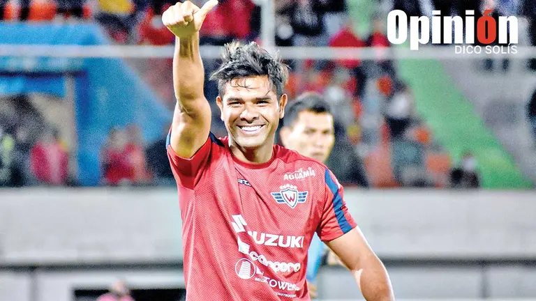 El colombiano Humberto Osorio festeja un gol durante su paso por el H&eacute;rcules./ ARCHIVO DICO SOL&Iacute;S