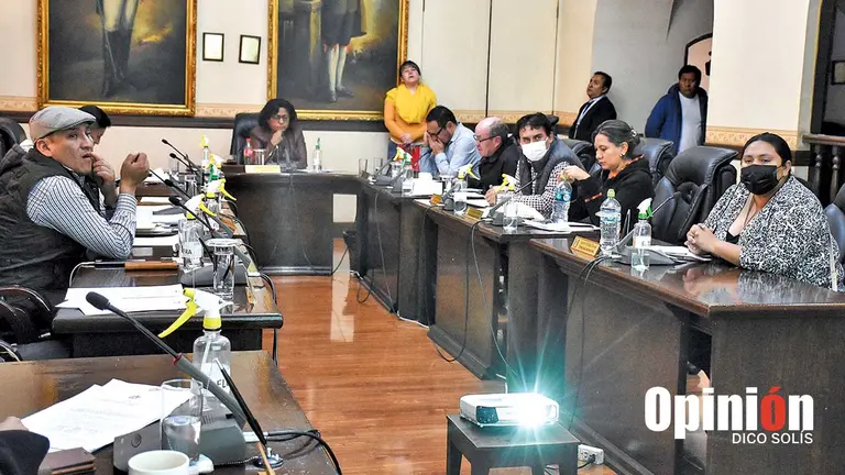 La sesi&oacute;n del Concejo Municipal, el 9 de junio./ DICO SOL&Iacute;S