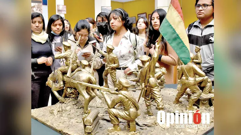 Una obra de arte que representa la Guerra del Chaco./ NO&Eacute; PORTUGAL