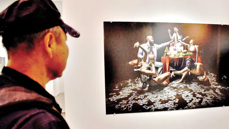 "Entre la realidad y quimeras" re&uacute;ne 33 fotogr&aacute;fica de 2 laureados artistas./ NO&Eacute; PORTUGAL