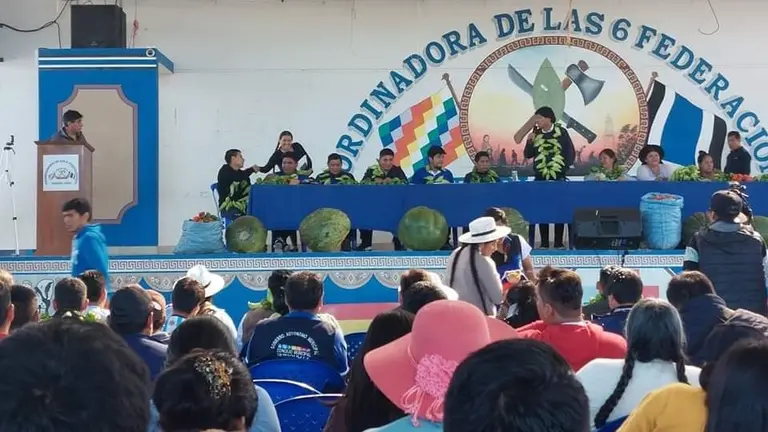 Evo Morales en el ampliado de las Seis Federaciones del Tr&oacute;pico, este s&aacute;bado en Lauca &Ntilde;. FACEBOOK GUALBERTO ARISPE