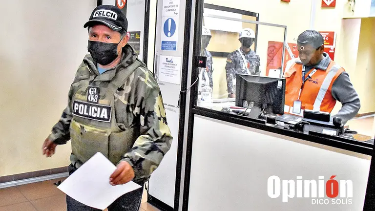 Allanan predios en el aeropuerto Jorge Wilstermann en Cochabamba./ DICO SOL&Iacute;S