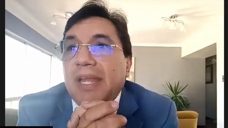 El analista pol&iacute;tico Marcelo Silva, sobre el caso Evo-Lucho./ CAPTURA DE VIDEO