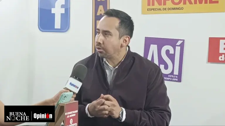 El secretario interino de Ciudad Digital y Gobierno Inteligente de la Alcald&iacute;a de Cochabamba,&nbsp;Rodrigo Sainz, en Buena Noche./ CAPTURA DE VIDEO