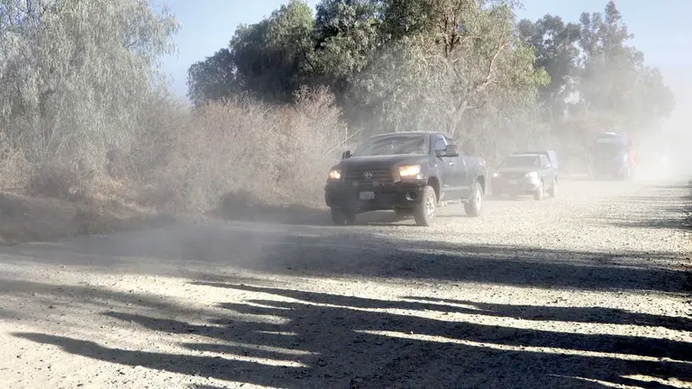 La circulaci&oacute;n de veh&iacute;culos en la ruta hacia Caico./ ALCALD&Iacute;A DE QUILLACOLLO