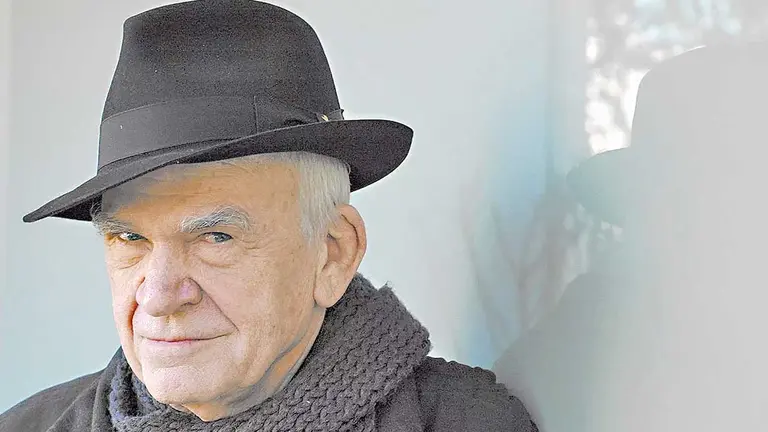 Milan Kundera, el novelista que era oriundo de Rep&uacute;blica Checa./ OHLAL&Aacute;