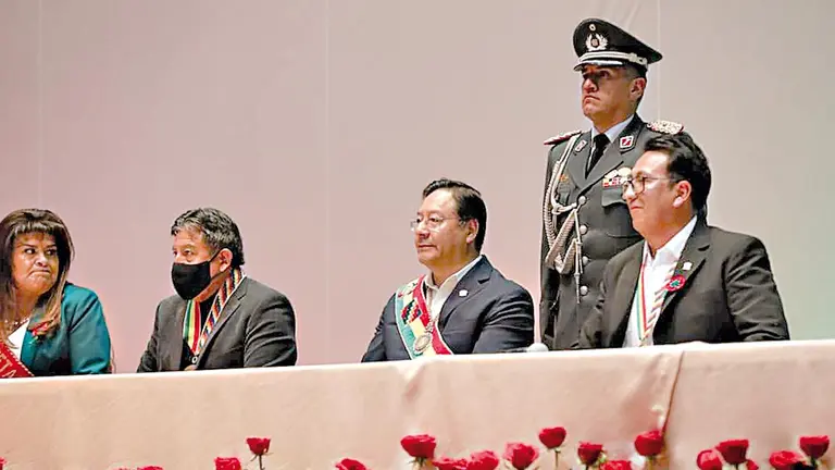 El presidente Luis Arce durante la Sesión de Honor por los 214 años de La Paz. / FACEBOOK LUIS ARCE