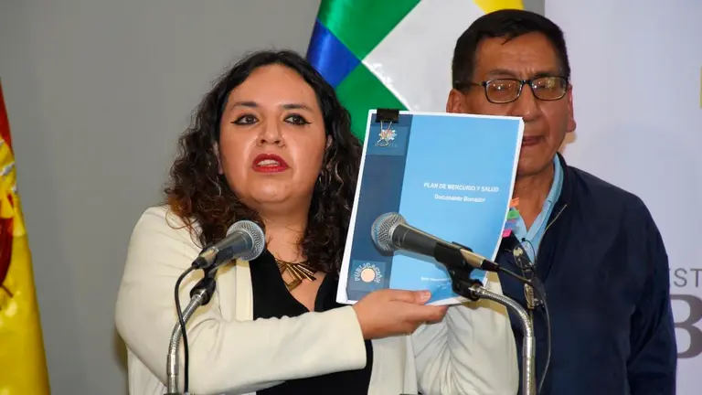 La ministra de Salud, Mar&iacute;a Ren&eacute;e Castro en conferencia de prensa. APG