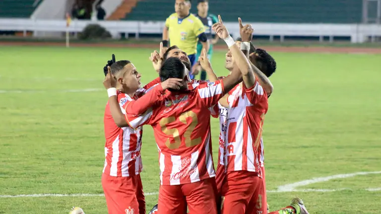 Incidencias del partido entre Independiente vs Oriente Petrolero, jugado en el estadio Patria./ APG