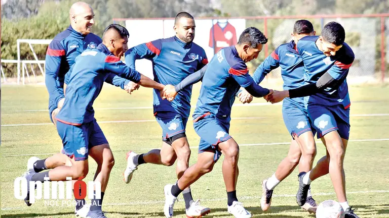 Una imagen de una pr&aacute;ctica, que Wilstermann realiz&oacute; en su complejo de Alalay./ NO&Eacute; PORTUGAL
