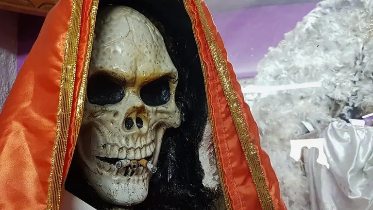 La Santa Muerte, imagen que es venerada por algunas personas. BBC