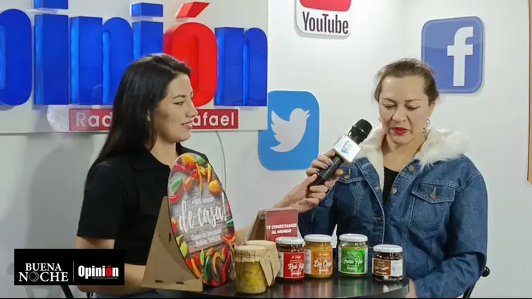 Entrevista con el emprendimiento De Casa, en Buena Noche de Opini&oacute;n Bolivia./ CAPTURA DE VIDEO