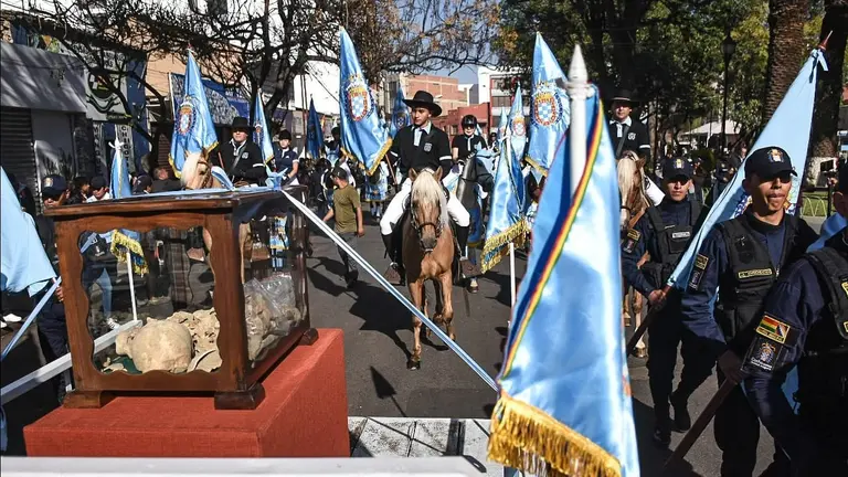Actos centrales por los 452 a&ntilde;os de la primera fundaci&oacute;n de Cochabamba. DICO SOL&Iacute;S