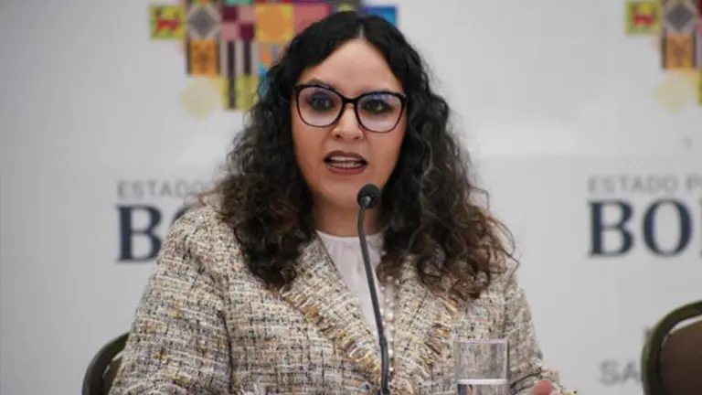 La ministra de Salud, Mar&iacute;a Ren&eacute;e Castro, en conferencia de prensa./ TOMADA DE OX&Iacute;GENO