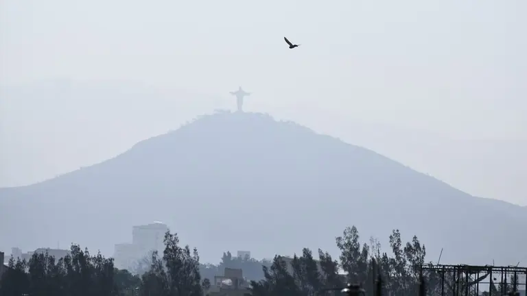 Contaminaci&oacute;n y fr&iacute;o en al urbe cochabambina. DICO SOL&Iacute;S