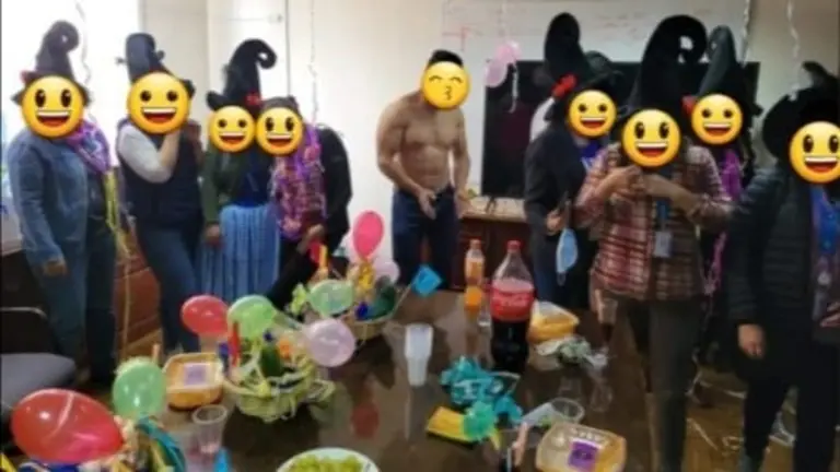 Fiesta con funcionarios, strippers y alcohol en Entel, La Paz, RRSS