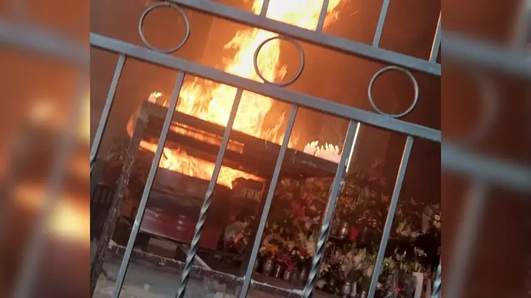 Incendio en el velatorio del templo San Ildefonso pone en alerta a fieles