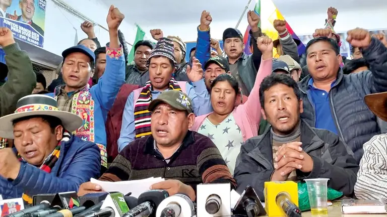 Campesinos del ala "evista" que amenazan con bloqueos./ ERBOL