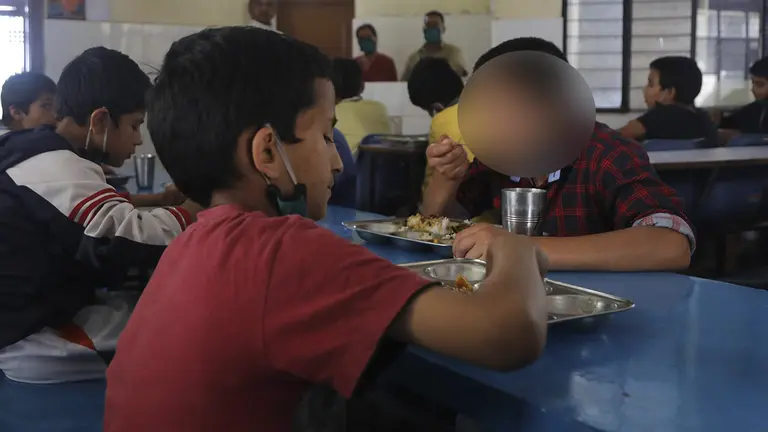 Fotograf&iacute;a de archivo de ni&ntilde;os en un comedor escolar./ EFE